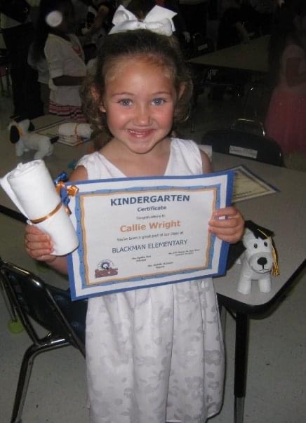 Callie Wright, Kindergarten