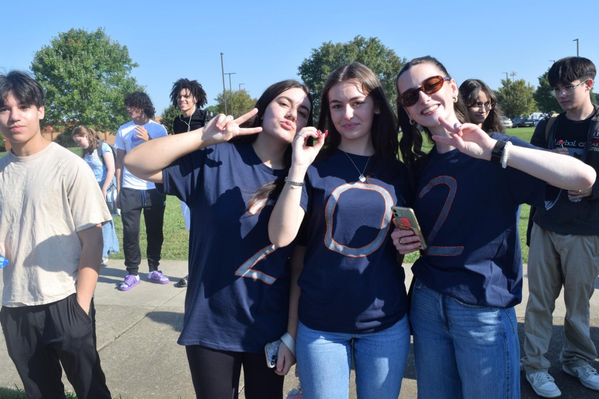 Austyn Ward, Allie Reynolds, Shania Decker (Blackman Seniors)