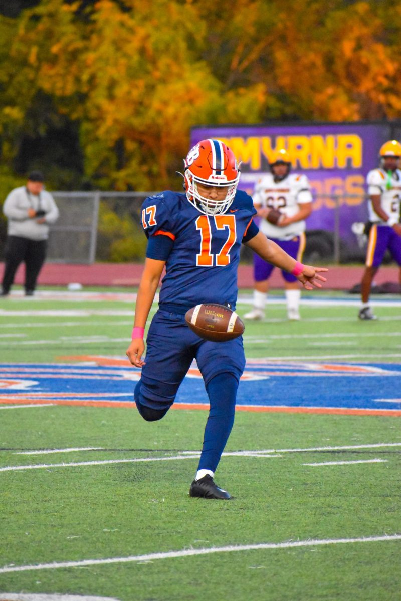 Braxton Bennaly warming up
