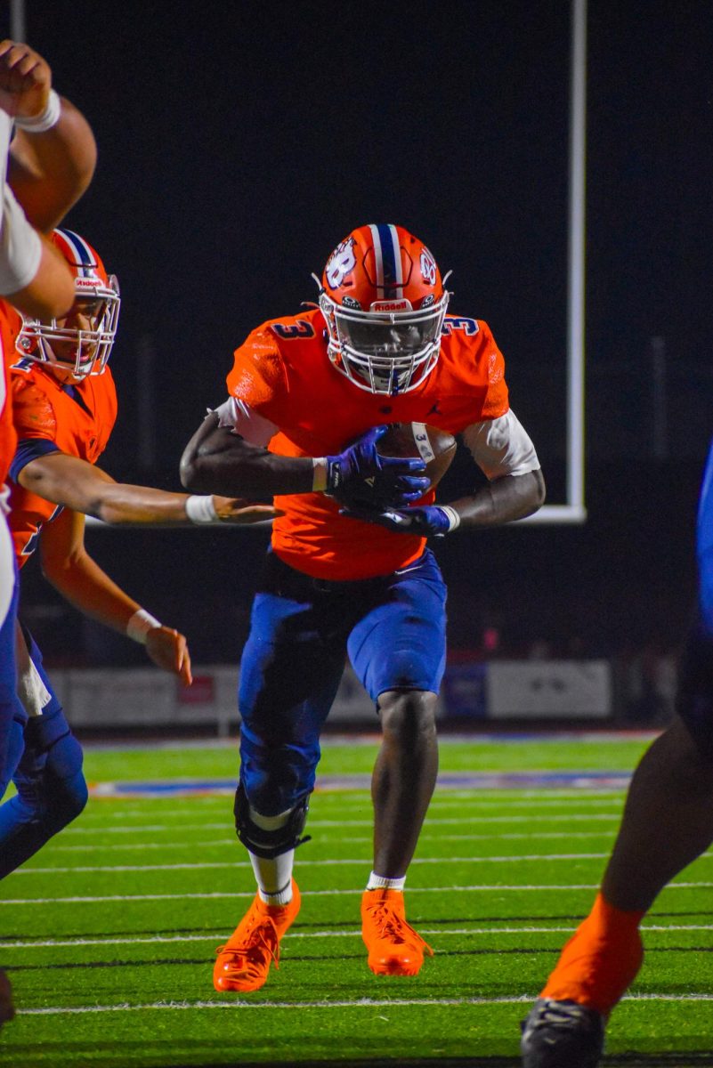 Daniel Smith running